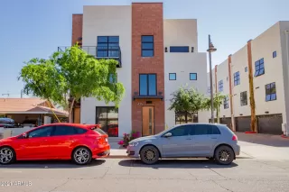 Photo #1: 6215767 Listing