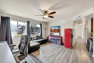 Photo #4: 6216027 Listing