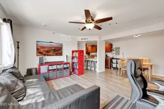 Photo #5: 6216027 Listing