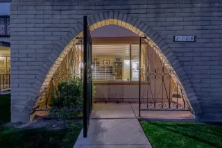 Photo #1: 6216083 Listing