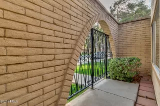 Photo #2: 6216083 Listing