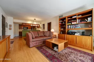 Photo #5: 6216142 Listing 