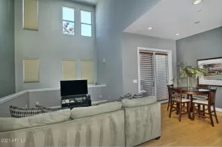 Photo #5: 6216146 Listing 