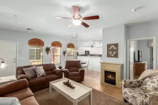 Photo #3: 6216196 Listing 