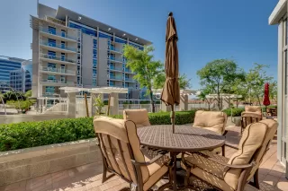 Photo #6: 6216917 Listing