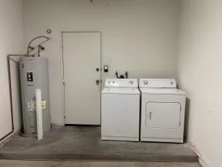 Photo #5: 6217016 Listing