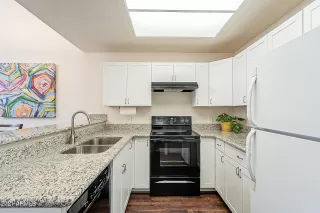 Photo #2: 6217131 Listing 