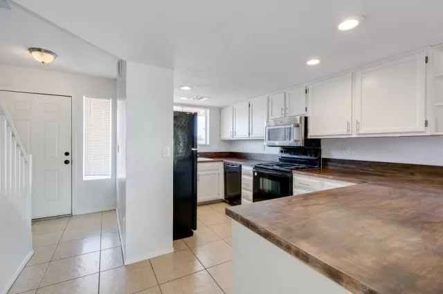 MLS: 6217134 Condo For Sale