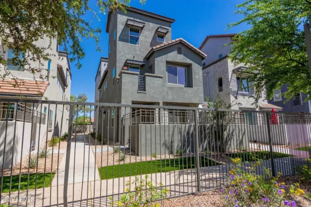 MLS: 6217239 Condo For Sale