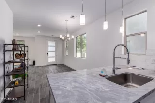 Photo #4: 6217239 Listing