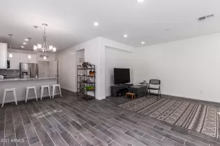 Photo #6: 6217239 Listing