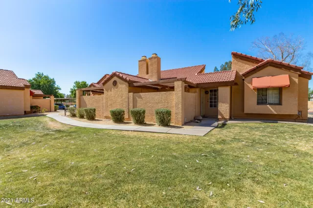 MLS: 6217354 Condo For Sale