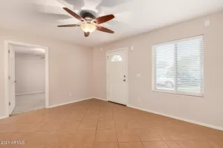 Photo #3: 6217401 Listing