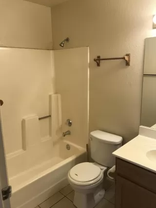 Photo #6: 6217599 Listing 