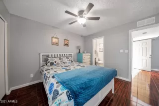 Photo #6: 6217842 Listing