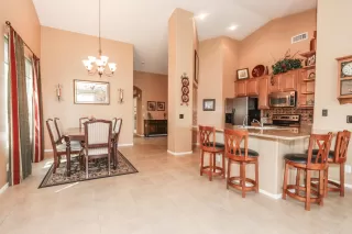Photo #5: 6217848 Listing