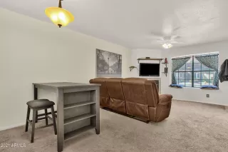 Photo #5: 6217880 Listing