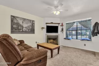 Photo #6: 6217880 Listing