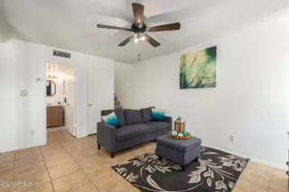 Photo #5: 6217953 Listing 