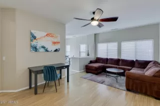 Photo #4: 6218119 Listing