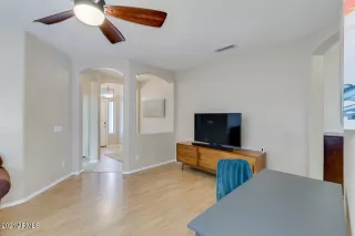 Photo #5: 6218119 Listing