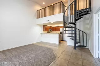 Photo #3: 6218393 Listing