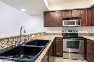 Photo #5: 6218393 Listing