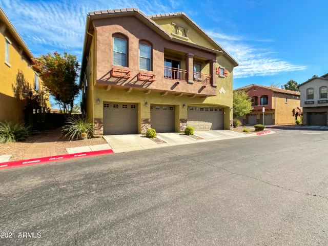 MLS: 6218558 Condo For Sale