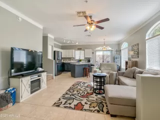 Photo #3: 6218558 Listing