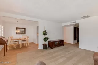 Photo #6: 6218648 Listing 