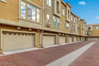 Photo #2: 6218874 Listing 