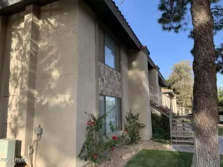 Photo #5: 6219189 Listing