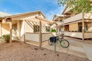 Photo #2: 6219326 Listing