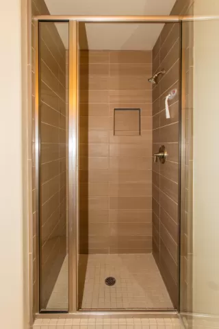 Photo #6: 6219648 Listing