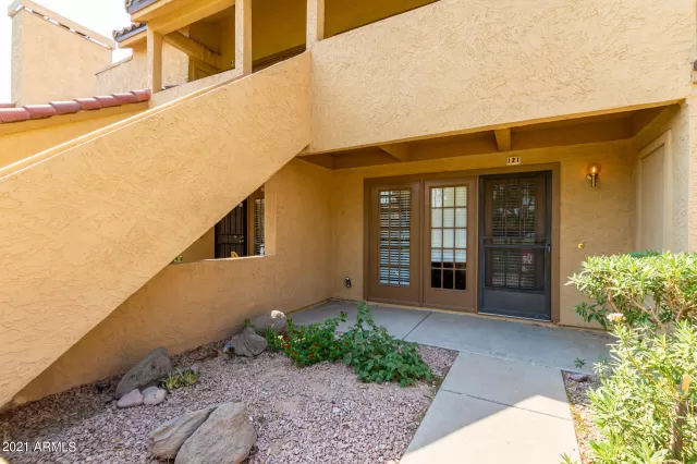 MLS: 6219835 Condo For Sale