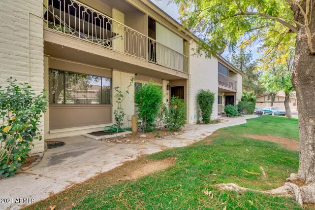 MLS: 6219859 Condo For Sale