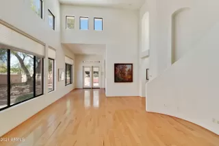 Photo #6: 6220023 Listing 