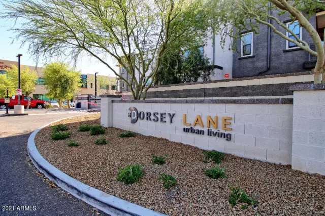 MLS: 6220028 Condo For Sale