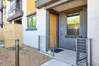 Photo #2: 6220028 Listing 