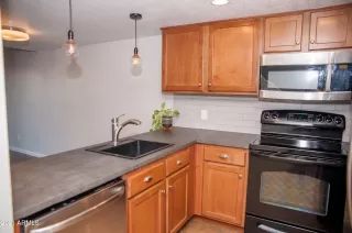 Photo #1: 6220072 Listing