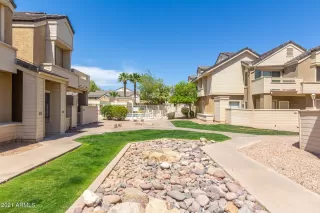 Photo #2: 6220111 Listing 