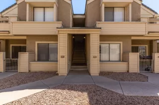 Photo #5: 6220111 Listing 
