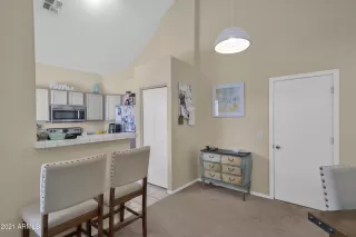 Photo #3: 6220172 Listing