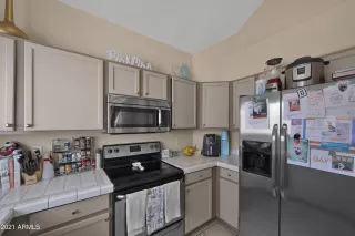 Photo #6: 6220172 Listing