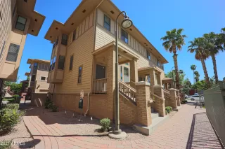 Photo #2: 6220289 Listing