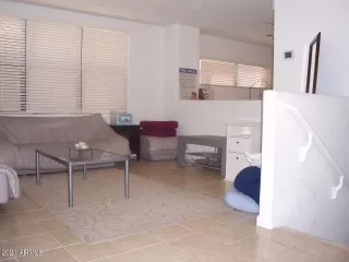 Photo #6: 6220379 Listing