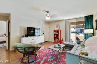 Photo #2: 6220467 Listing 