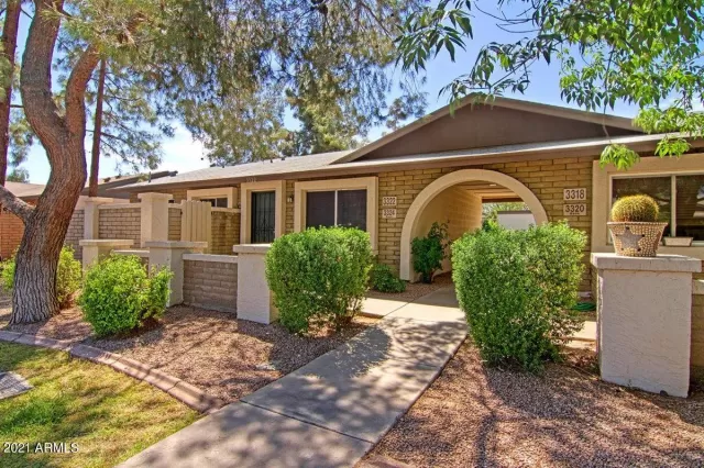 MLS: 6220660 Condo For Sale