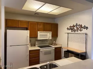 Photo #5: 6220729 Listing 