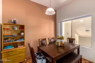 Photo #6: 6220822 Listing